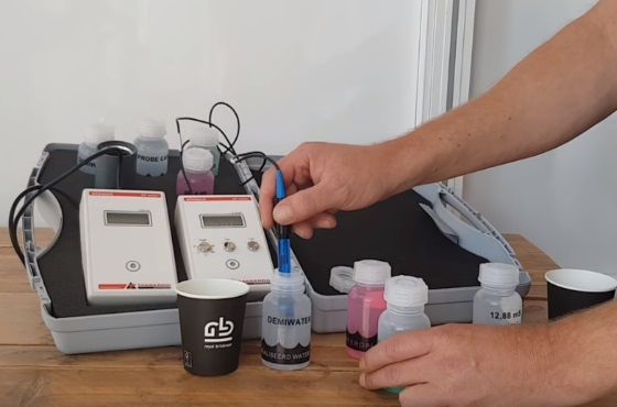 ¿Cómo calibrar un medidor de pH?